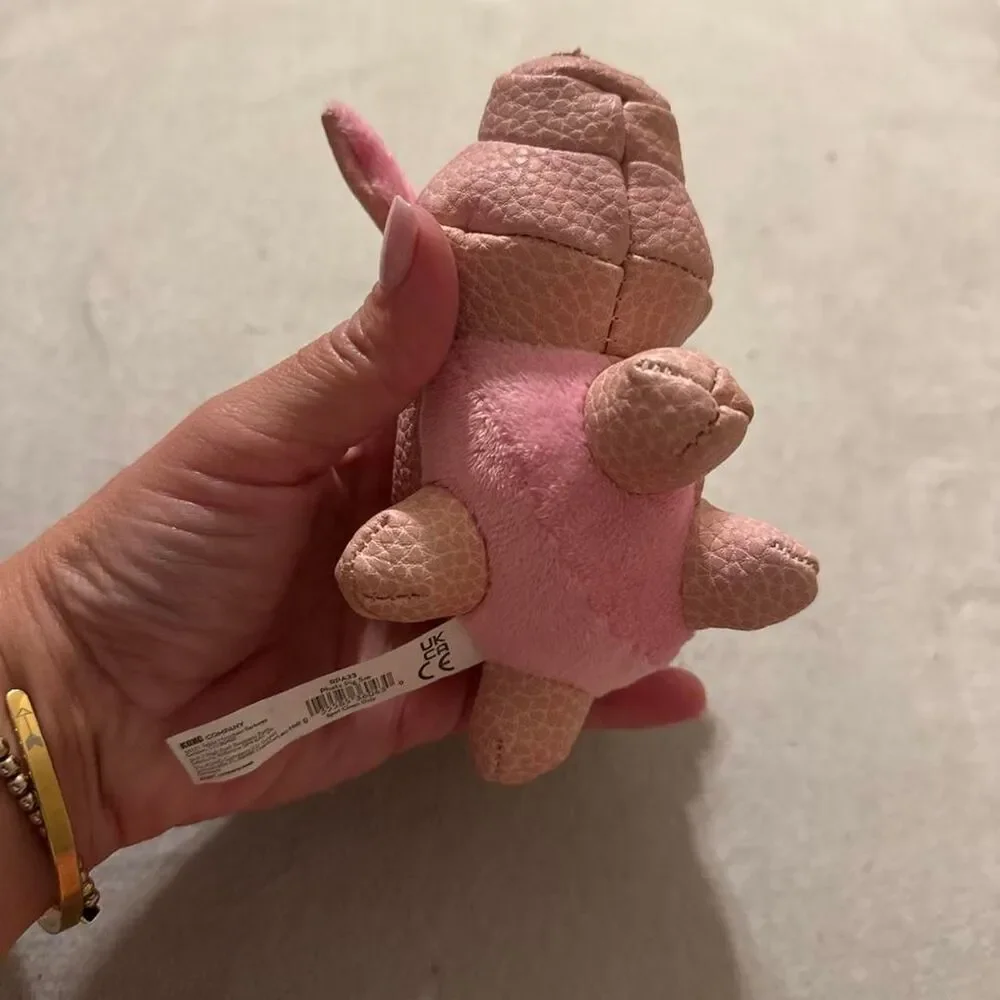Kong pink pig